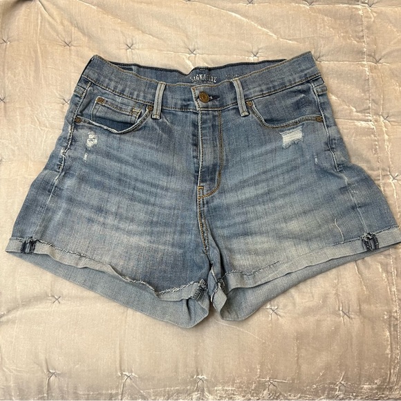 Signature by Levi Strauss Pants - Signature by Levi Strauss & Co. High Waisted Shortie Size 4